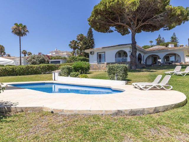 Villa en venta en Manilva Málaga