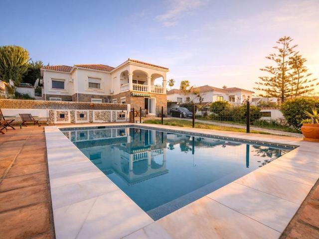 Villa en venta en Manilva Málaga
