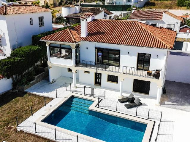 Villa en venta en Manilva Málaga
