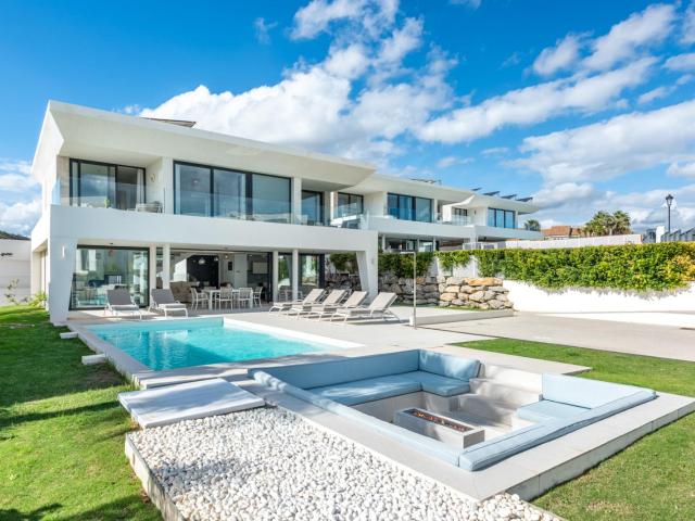 Villa en venta en Manilva Málaga