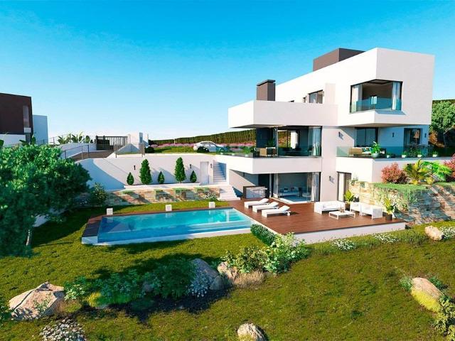Villa en venta en Marbella con 5 dormitorios y 5 baños, con. 412m² Marbella