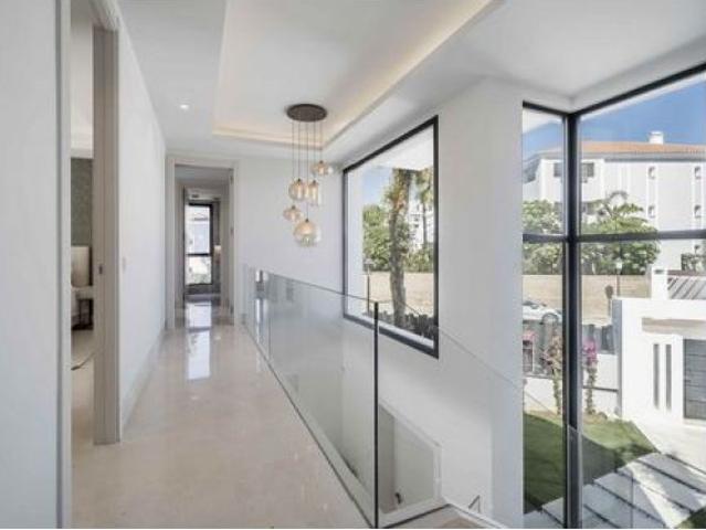villa en Venta en Marbella. LEPV T4116