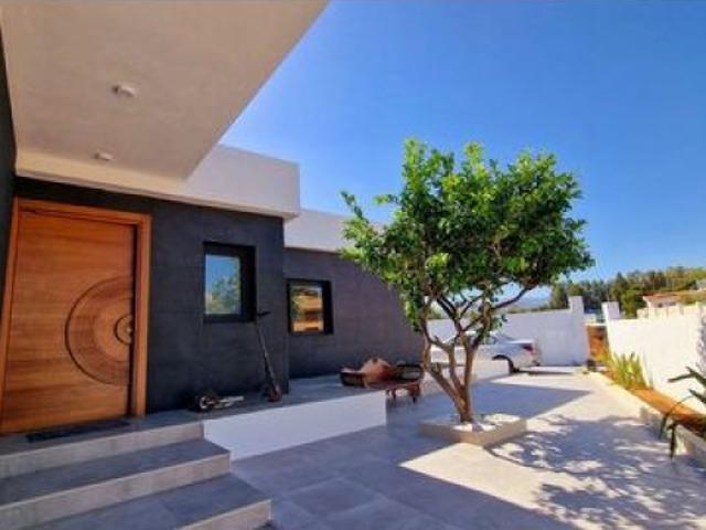 villa en Venta en Marbella. LEPV T4171