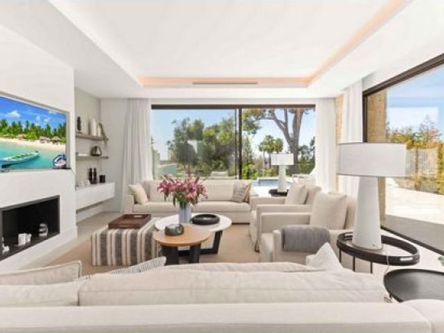villa en Venta en Marbella. LEPV T4701