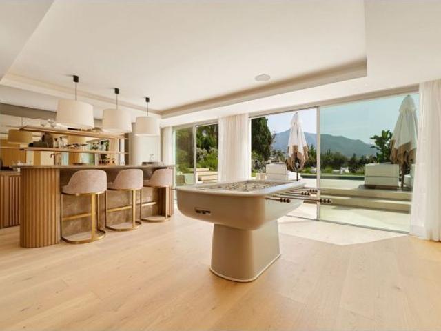 Villa en Venta en Marbella, Málaga