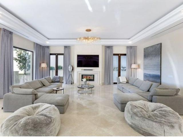 Villa en Venta en Marbella, Málaga