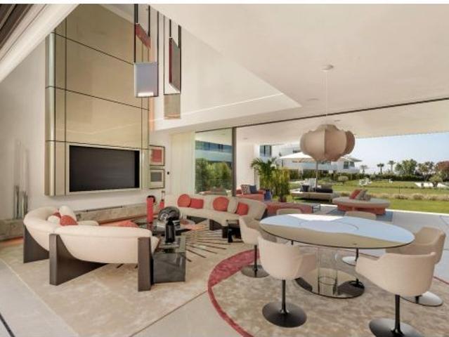 Villa en Venta en Marbella, Málaga