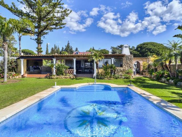 Villa en venta en Marbella Málaga