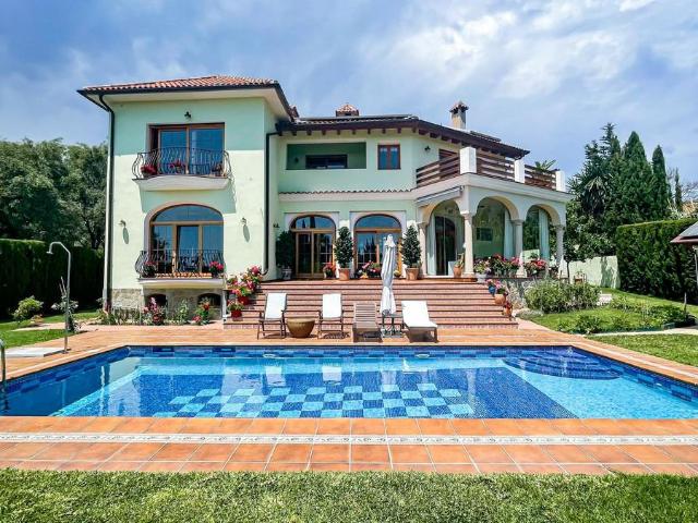 Villa en venta en Marbella Málaga