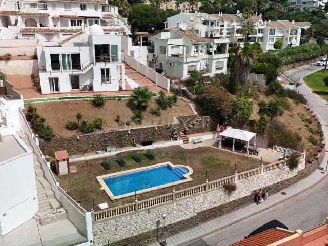 Villa en venta en Mijas costa