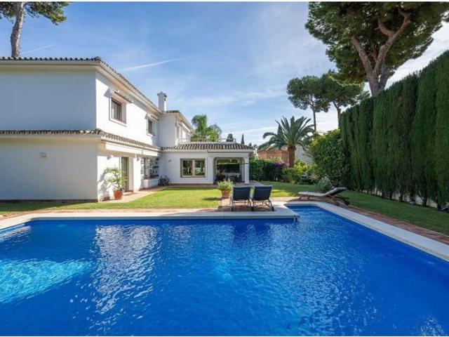 Villa en Venta en Mijas Costa, Málaga
