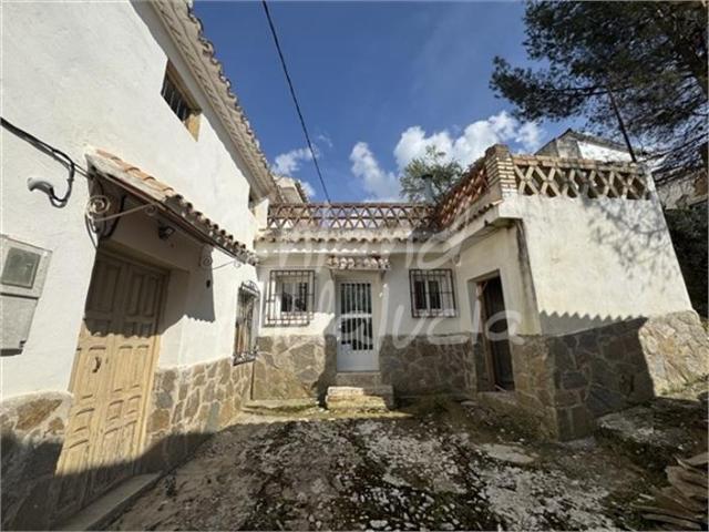 Villa en venta en Moclín Granada