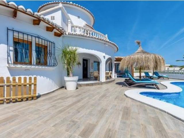 villa en Venta en Moraira. FTBS T4557