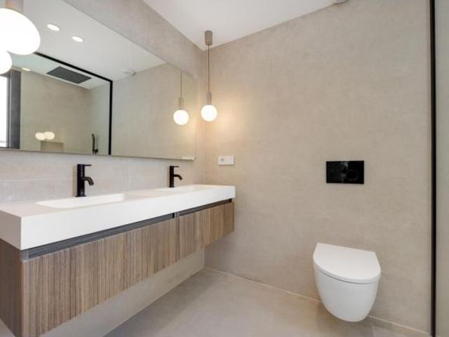 Villa en Venta en Mutxamel, Alicante