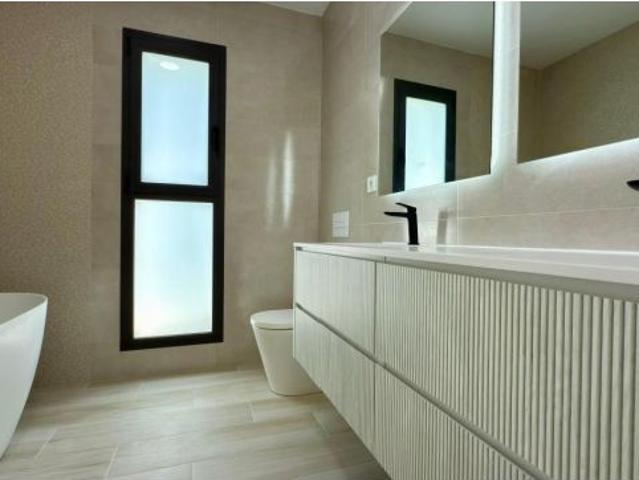 Villa en Venta en Mutxamel, Alicante