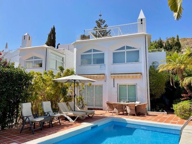 Villa en venta en Nerja Málaga