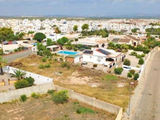 Villa en Venta en Orihuela, Alicante