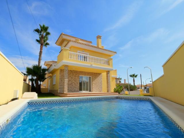 Villa en venta en Orihuela Alicante