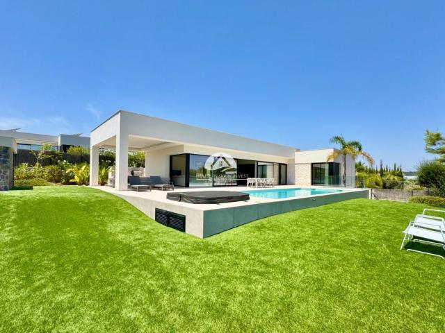 Villa en venta en Orihuela Alicante