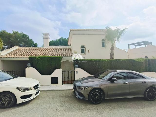 Villa en venta en Orihuela Alicante