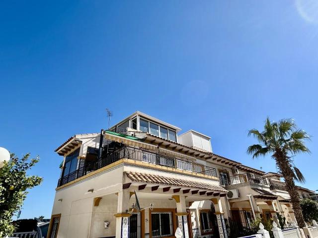 Villa en venta en Orihuela Alicante