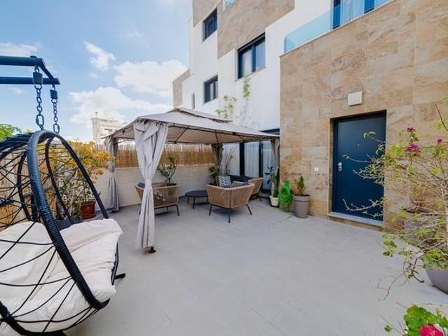 Villa en venta en Orihuela Alicante