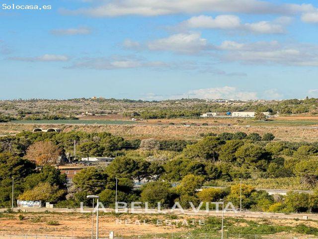 Villa en Venta en Orihuela, Alicante
