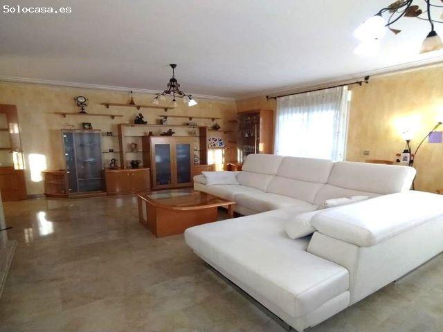 Villa en Venta en Orihuela, Alicante