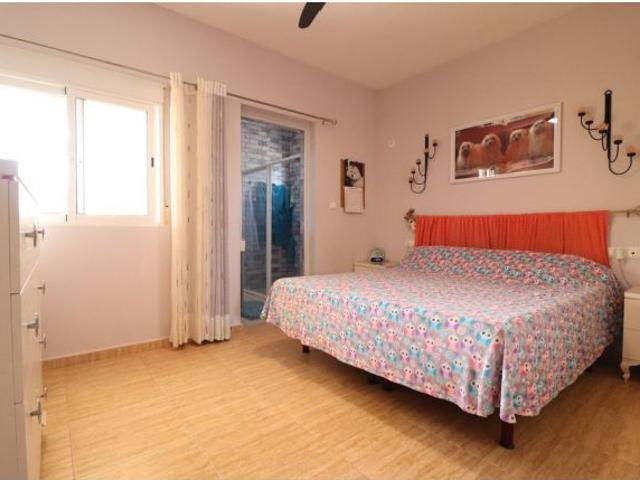 Villa en Venta en Orihuela, Alicante