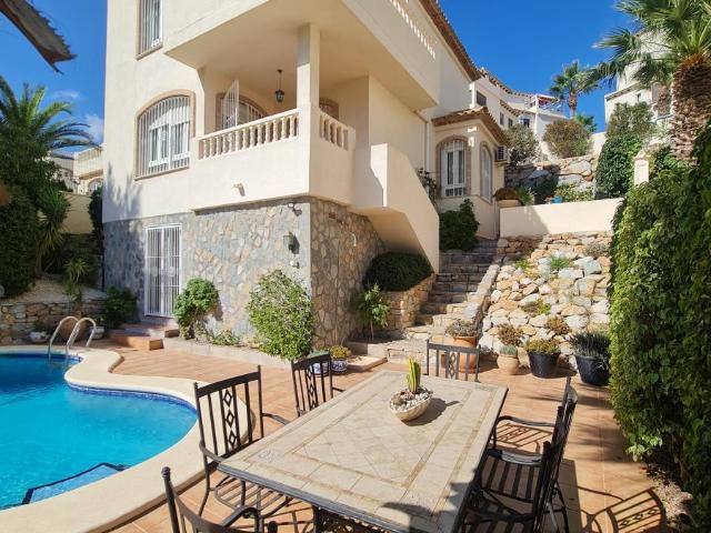 Villa en venta en Orihuela Alicante
