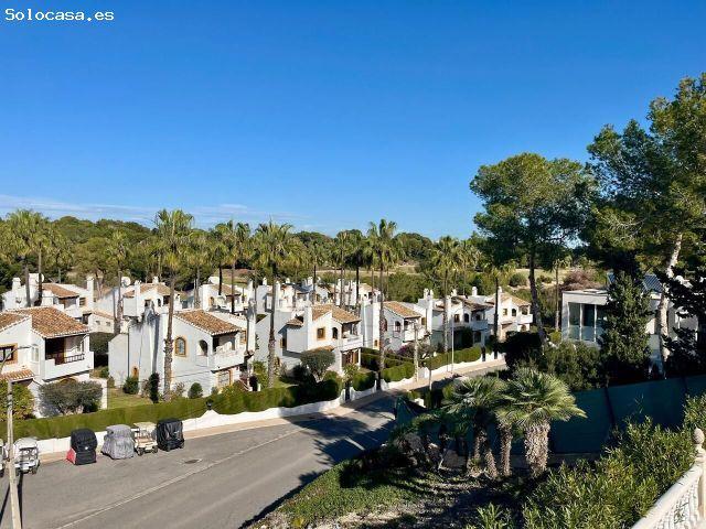 Villa en Venta en Orihuela Costa, Alicante