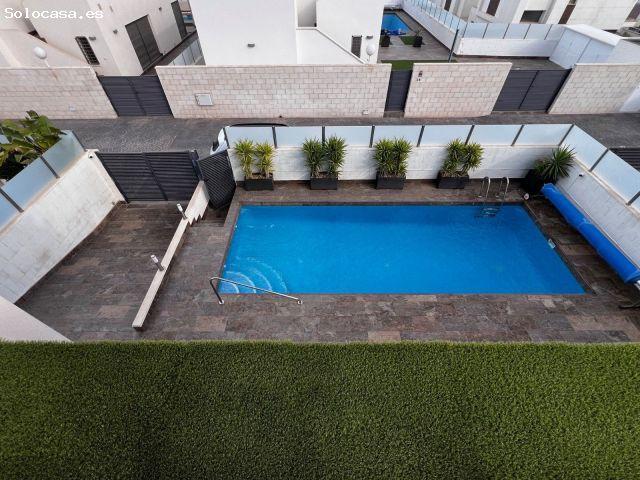 Villa en Venta en Orihuela Costa, Alicante