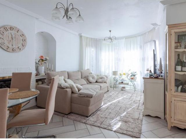Villa en Venta en Orihuela Costa, Alicante