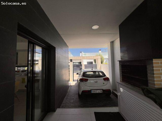 Villa en Venta en Orihuela Costa, Alicante