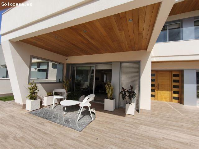 Villa en Venta en Orihuela Costa, Alicante