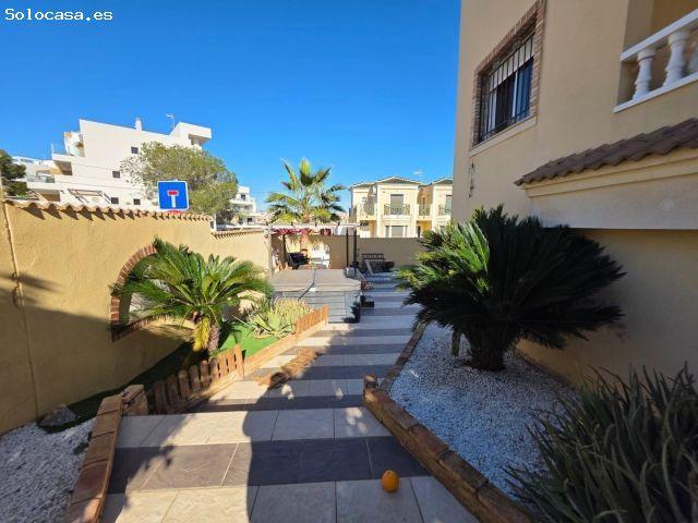 Villa en Venta en Orihuela Costa, Alicante