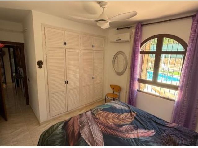 Villa en Venta en Orihuela Costa, Alicante