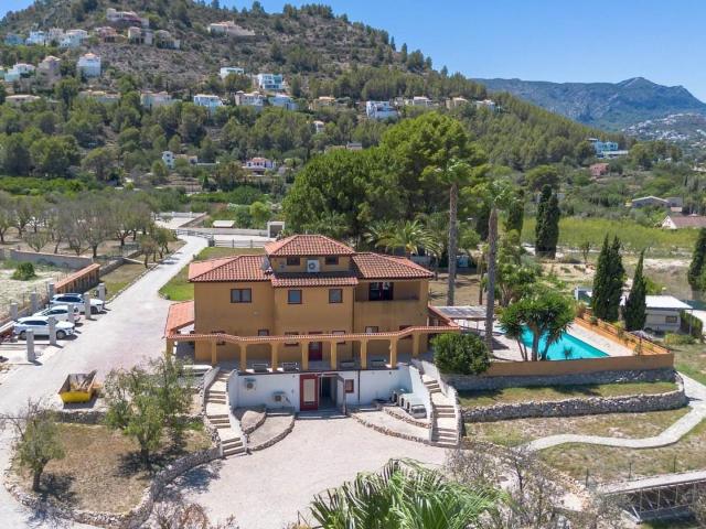 Villa en venta en Pedreguer Alicante
