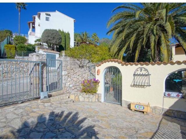 Villa en Venta en Pego, Alicante