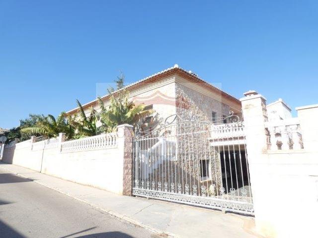 Villa en venta en Pego Alicante