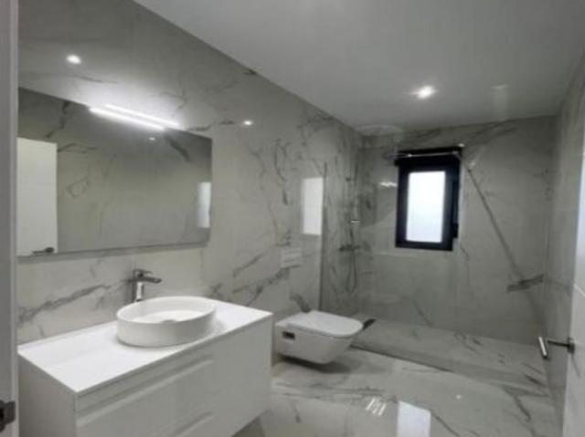 Villa en Venta en Pinoso, Alicante