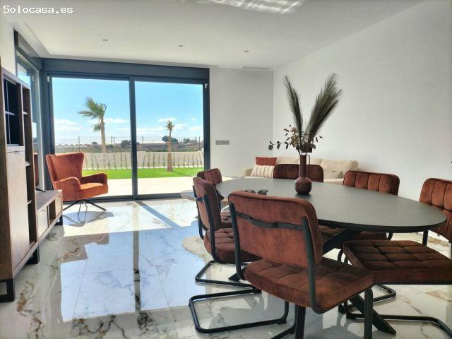 Villa en Venta en Pilar de la Horadada, Alicante