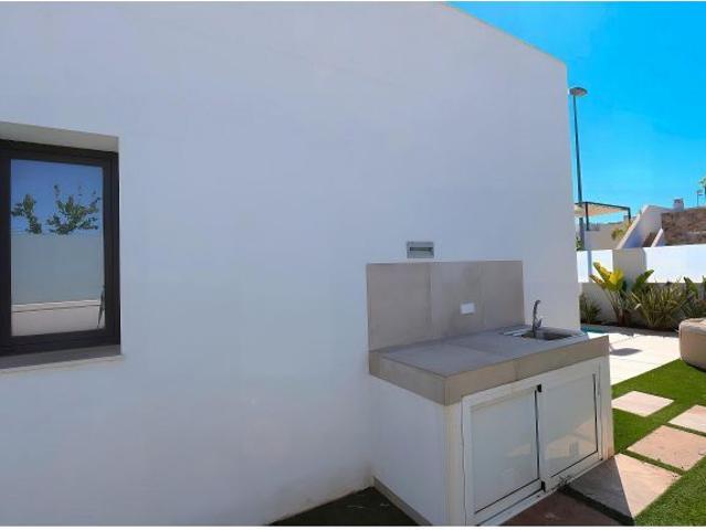Villa en Venta en Pilar de la Horadada, Alicante