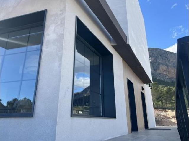 Villa en Venta en Polope, Alicante
