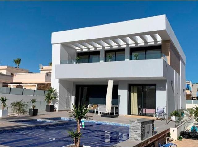 Villa en venta en Rojales Alicante