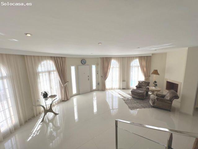 Villa en Venta en Rojales, Alicante
