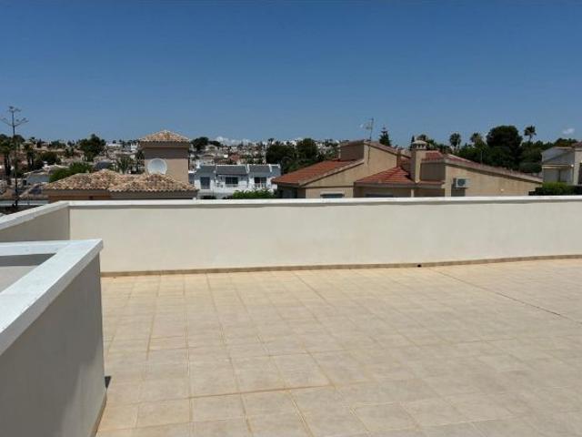 Villa en Venta en Rojales, Alicante