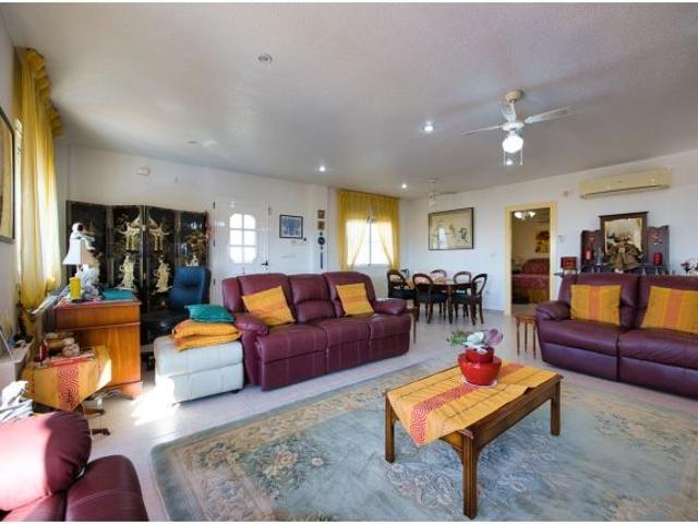 Villa en Venta en Rojales, Alicante