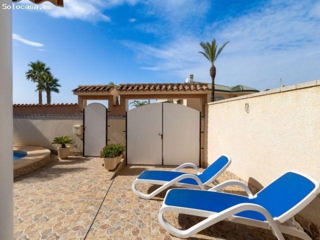Villa en Venta en Rojales, Alicante