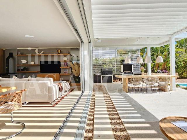 Villa en venta en Santa Eulalia del Río Baleares